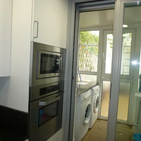 Aparment In Historical & Commercial Center 5minutes Walking To The Alcazar Cordoba
